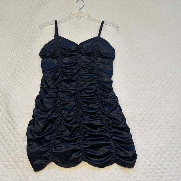 Pinup Couture Vintage Styled Ruched Black Bathing Suit - XL - Picture 2 of 9